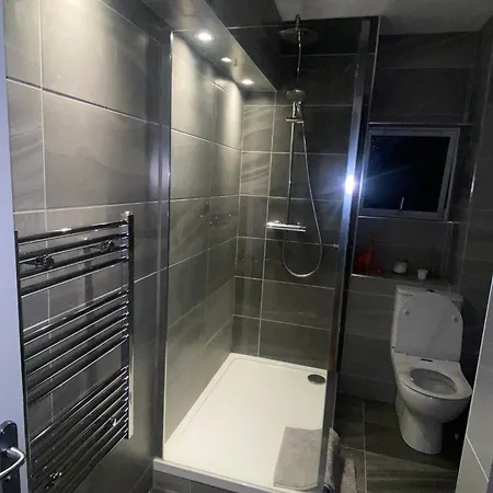 Homestay szállás Private Double Bedroom In Modern Dublin