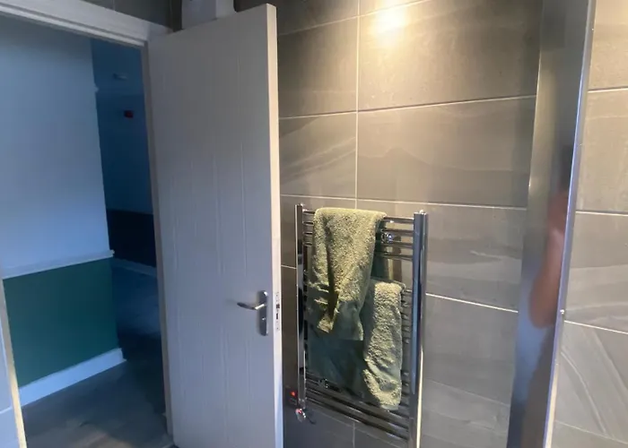 Private Double Bedroom In Modern Dublin